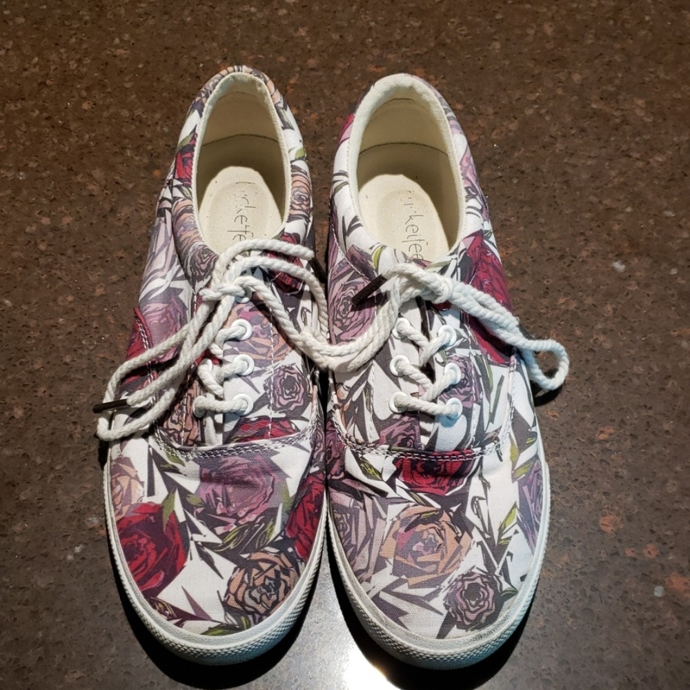 Bucketfeet Flowered Tennis Shoes